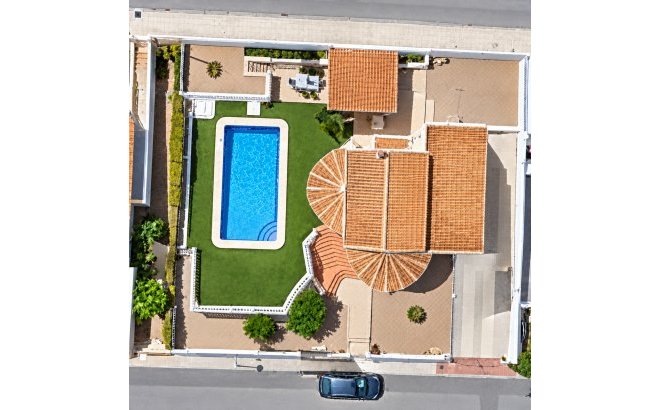 Resale - Villa -
Ciudad Quesada - Costa Blanca