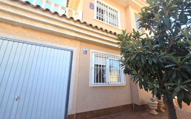 Herverkoop - Villa -
Torrevieja - Los Balcones - Los Altos del Edén
