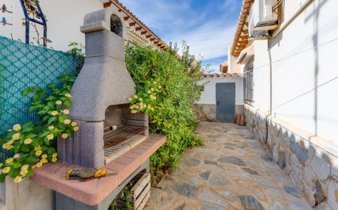 Resale - Bungalow -
Torrevieja - Los Balcones
