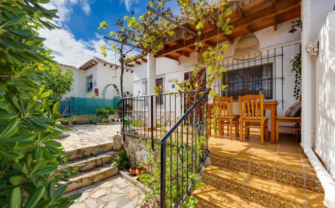 Resale - Bungalow -
Torrevieja - Los Balcones