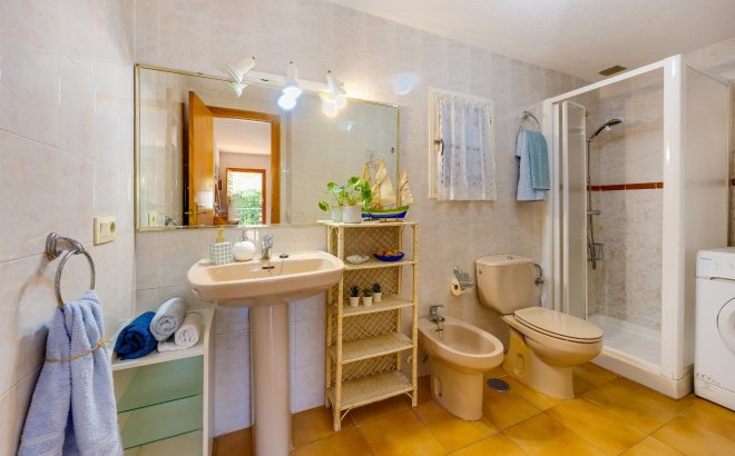 Resale - Bungalow -
Torrevieja - Los Balcones