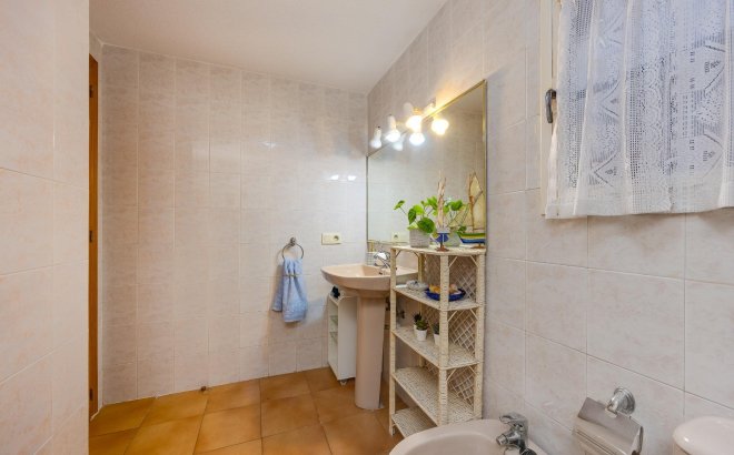 Resale - Bungalow -
Torrevieja - Los Balcones