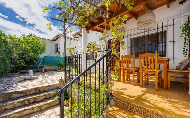Resale - Bungalow -
Torrevieja - Los Balcones