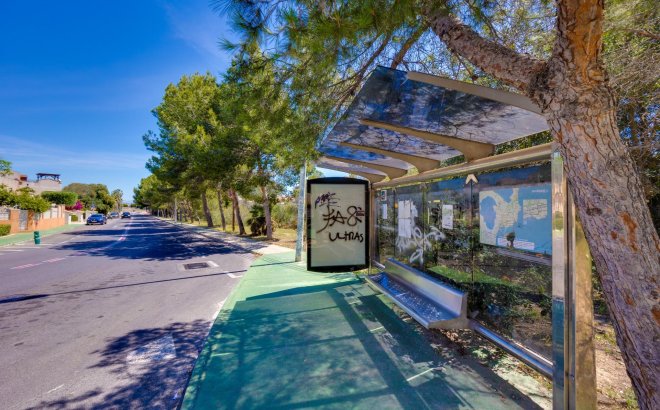 Resale - Bungalow -
Torrevieja - Los Balcones