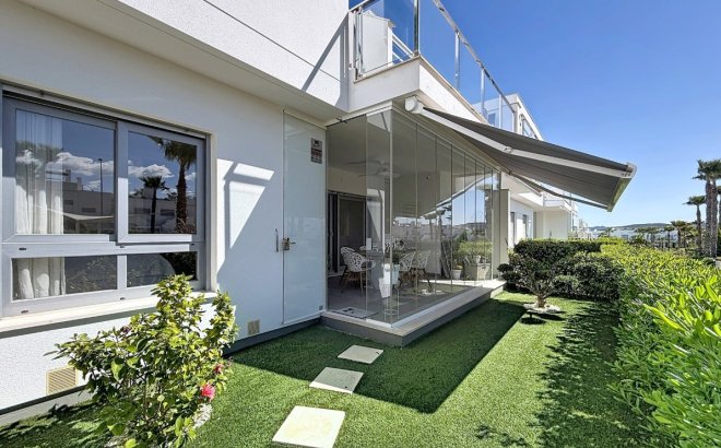 Resale - Apartment -
Vistabella Golf Entre Naranjos - Inland