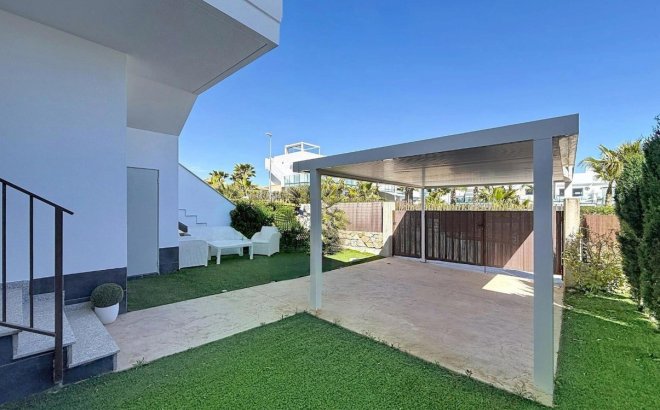Resale - Apartment -
Vistabella Golf Entre Naranjos - Inland