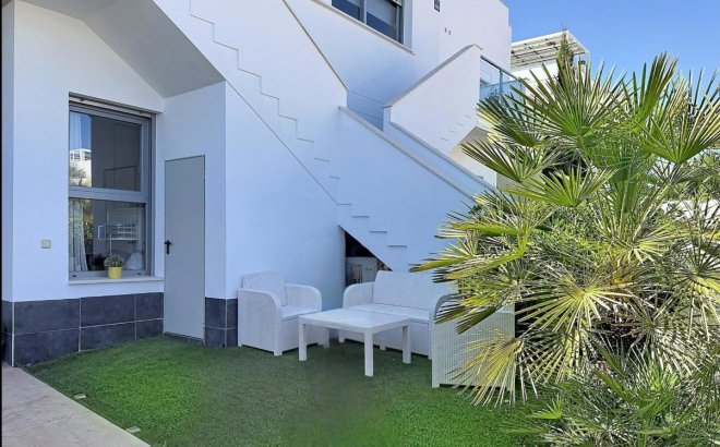 Resale - Apartment -
Vistabella Golf Entre Naranjos - Inland