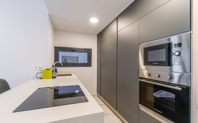 Revente - Appartement -
Orihuela Costa - Costa Blanca