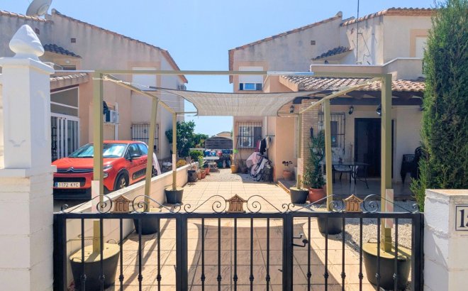 Revente - Quad House -
Lo Crispin - Inland