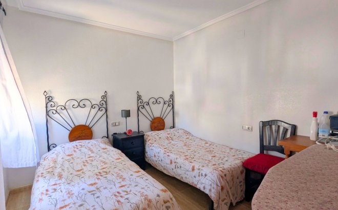 Revente - Quad House -
Lo Crispin - Inland