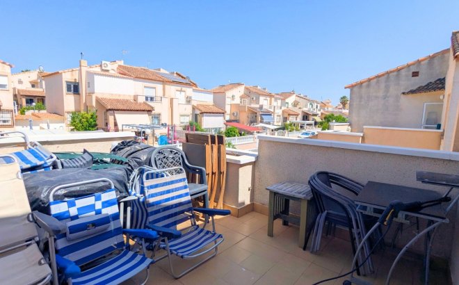 Revente - Quad House -
Lo Crispin - Inland