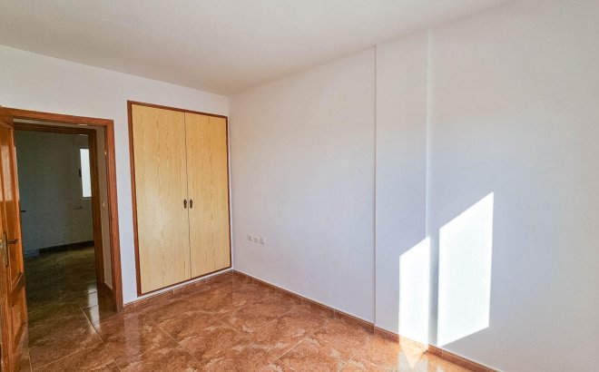 Herverkoop - Appartement -
Torrevieja - Centro