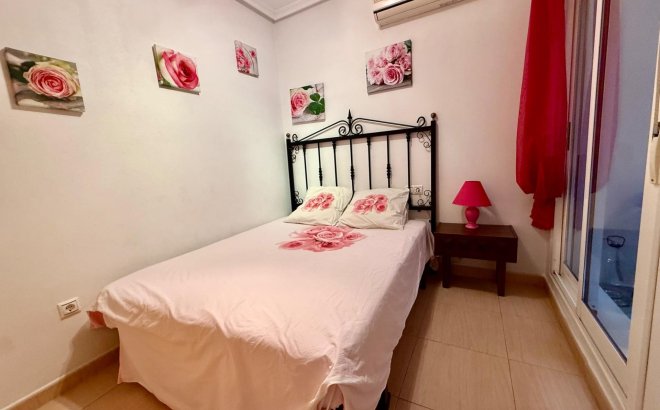 Resale - Apartment -
Torrevieja