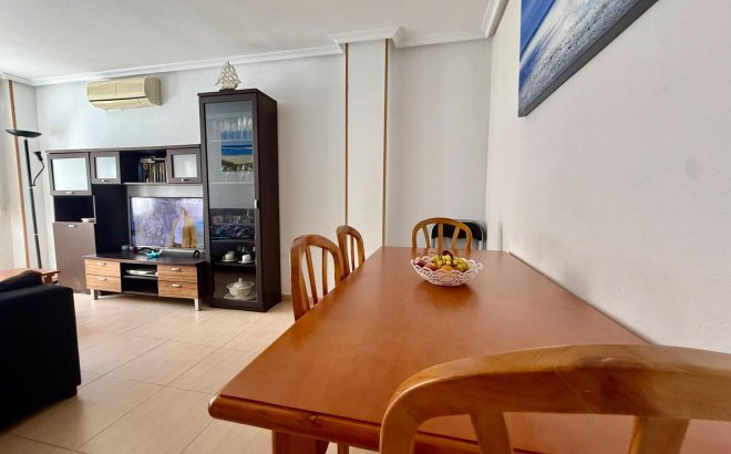 Resale - Apartment -
Torrevieja