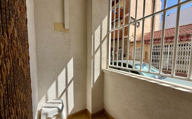 Resale - Apartment -
Torrevieja
