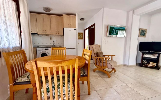 Revente - Appartement -
Torrevieja - Los Europeos
