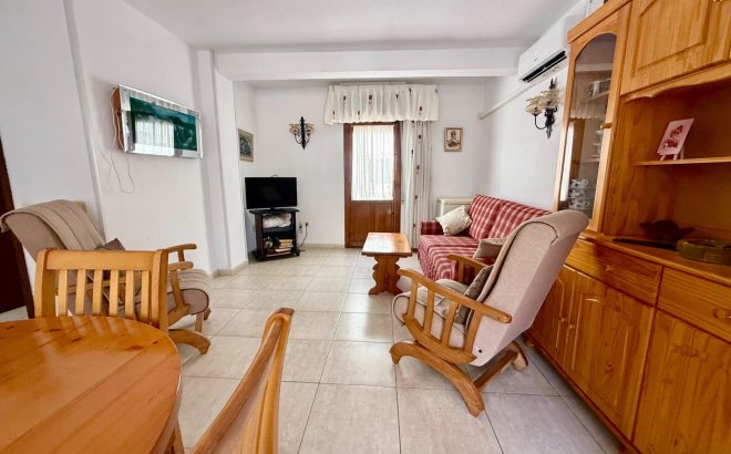 Revente - Appartement -
Torrevieja - Los Europeos