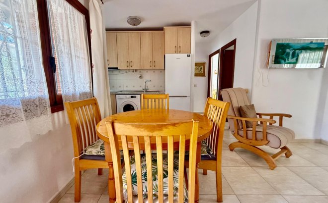 Revente - Appartement -
Torrevieja - Los Europeos