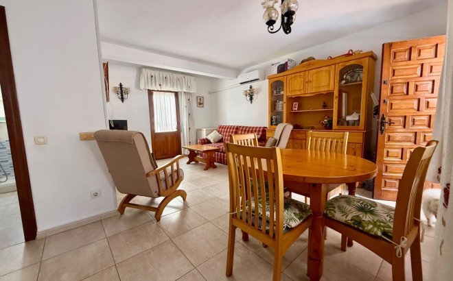 Revente - Appartement -
Torrevieja - Los Europeos