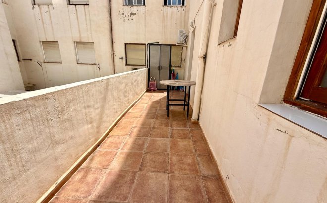 Revente - Appartement -
Torrevieja - Los Europeos