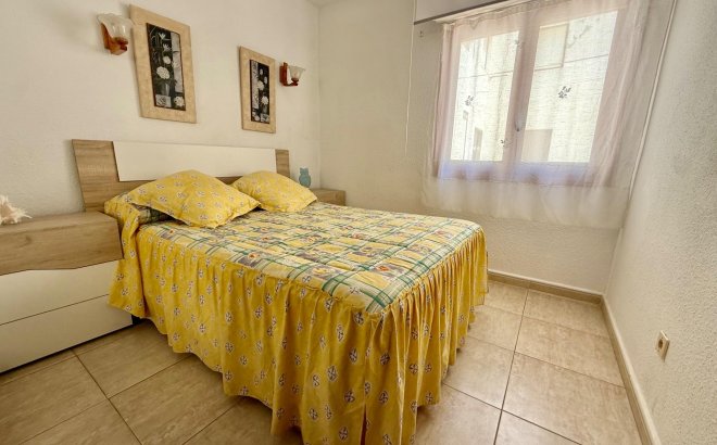Revente - Appartement -
Torrevieja - Los Europeos