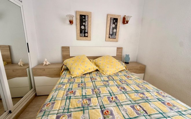 Revente - Appartement -
Torrevieja - Los Europeos