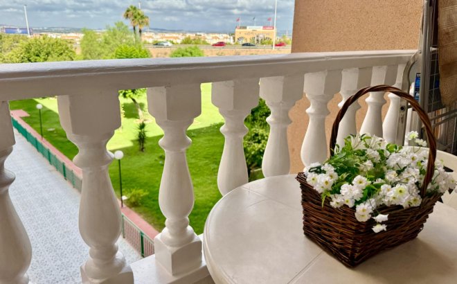 Revente - Appartement -
Torrevieja - PARQUE DE LAS NACIONES