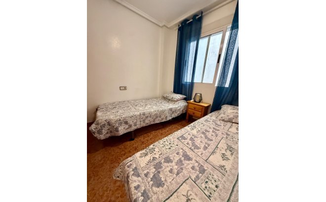 Revente - Appartement -
Torrevieja - PARQUE DE LAS NACIONES