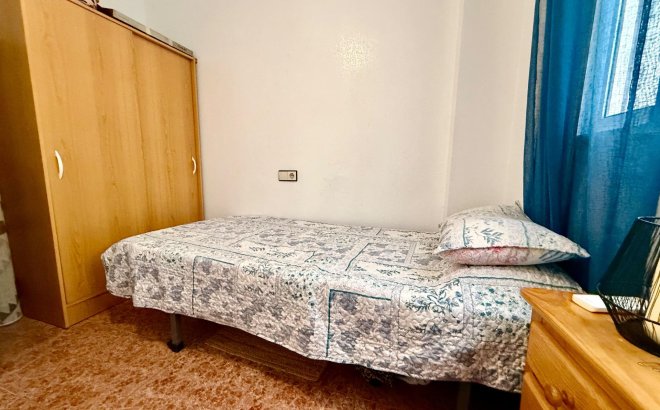 Revente - Appartement -
Torrevieja - PARQUE DE LAS NACIONES