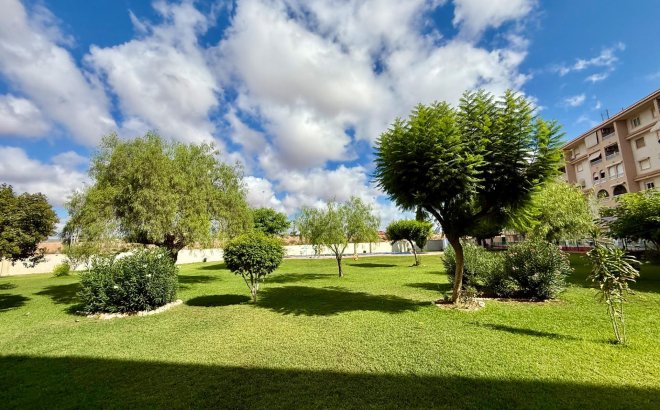 Revente - Appartement -
Torrevieja - PARQUE DE LAS NACIONES