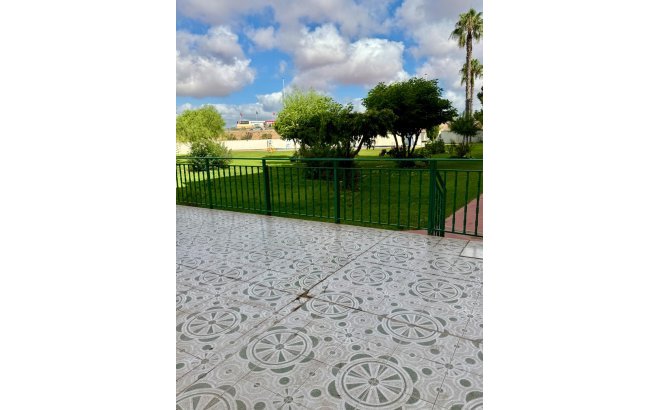 Revente - Appartement -
Torrevieja - PARQUE DE LAS NACIONES
