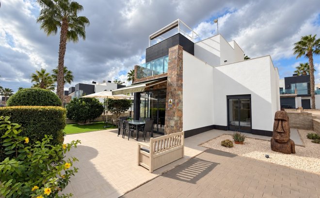 Revente - Dúplex -
Orihuela Costa - Costa Blanca