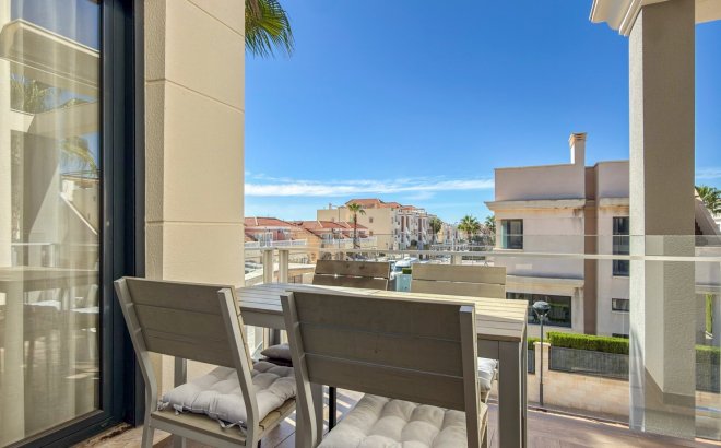 Revente - Appartement -
Orihuela Costa - Costa Blanca