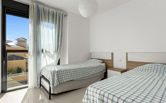 Revente - Appartement -
Orihuela Costa - Costa Blanca