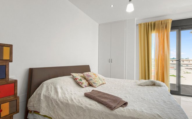 Revente - Appartement -
Orihuela Costa - Costa Blanca