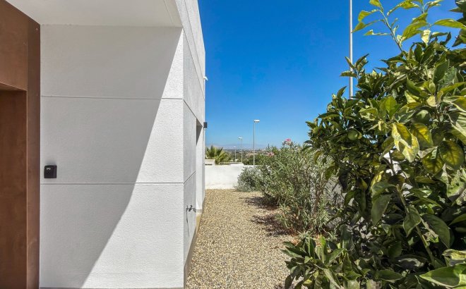 Revente - Villa -
Rojales - Inland