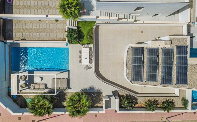 Revente - Villa -
Rojales - Inland