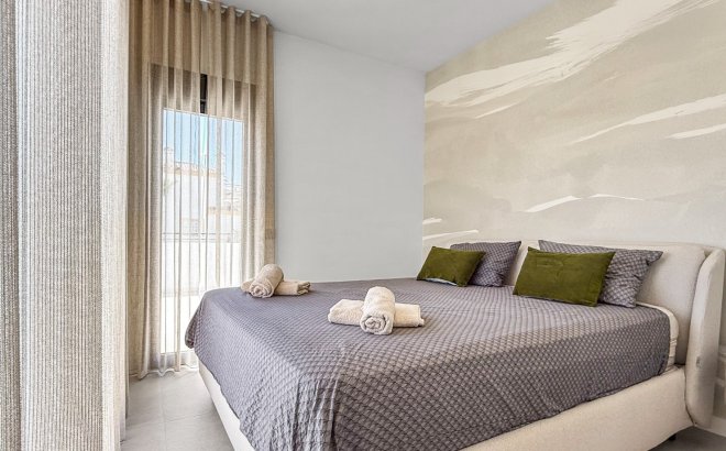 Revente - Villa -
Rojales - Inland