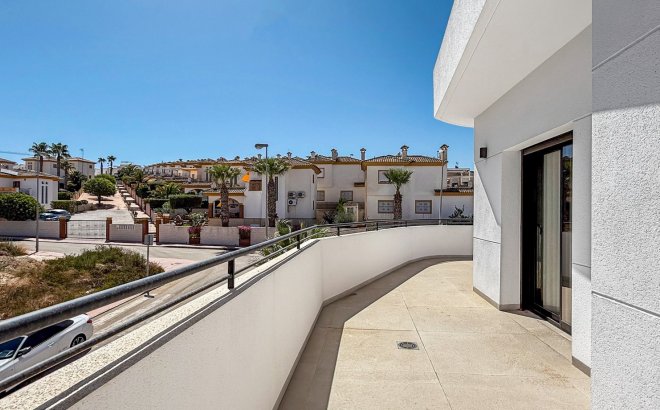 Revente - Villa -
Rojales - Inland