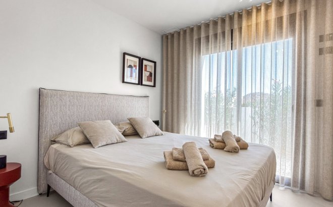 Revente - Villa -
Rojales - Inland