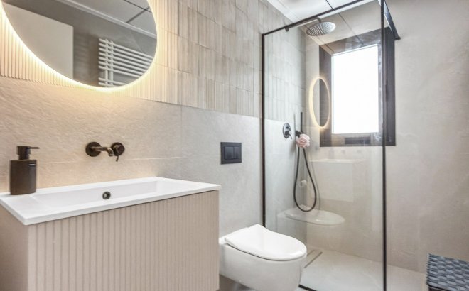 Revente - Villa -
Rojales - Inland