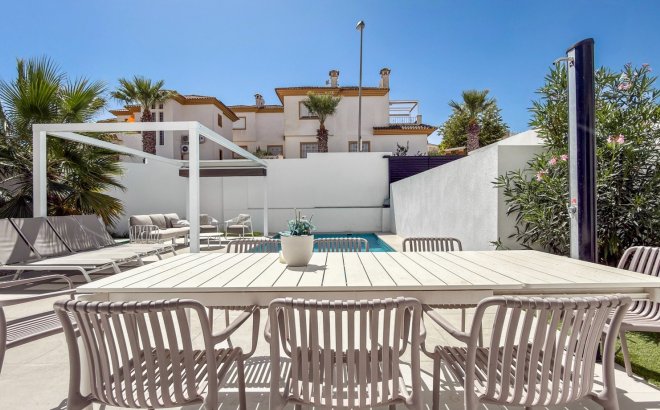 Revente - Villa -
Rojales - Inland