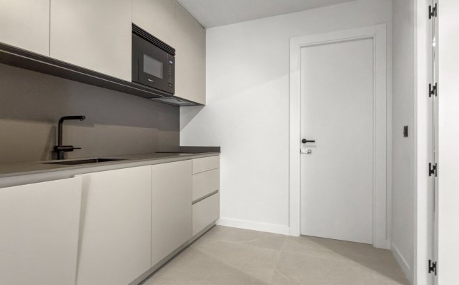 Revente - Villa -
Rojales - Inland