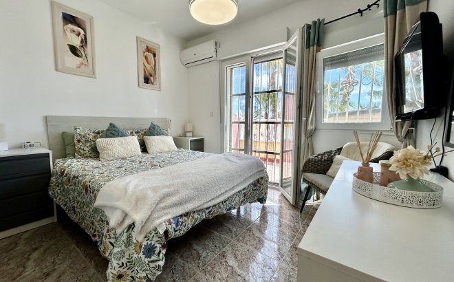 Resale - Town House -
Cabo Roig - Costa Blanca