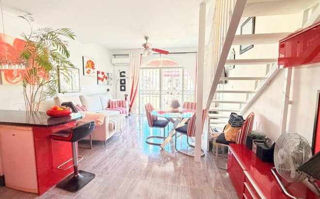 Resale - Dúplex -
Torrevieja - La Siesta - El Salado - Torreta