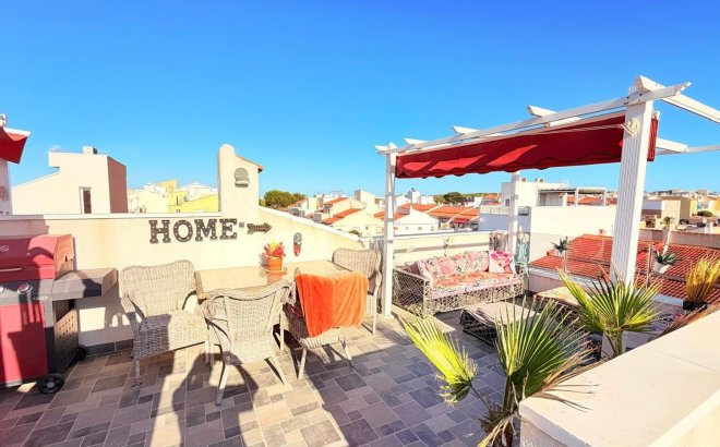 Resale - Dúplex -
Torrevieja - La Siesta - El Salado - Torreta
