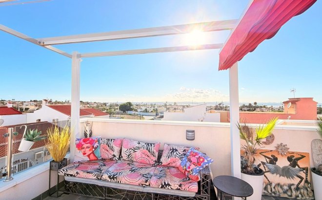 Resale - Dúplex -
Torrevieja - La Siesta - El Salado - Torreta