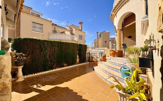 Revente - Town House -
Orihuela Costa - Costa Blanca