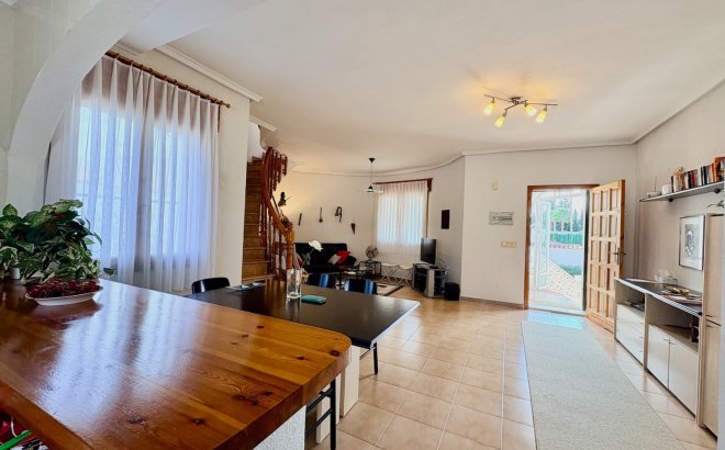 Resale - Villa -
Rojales - Inland