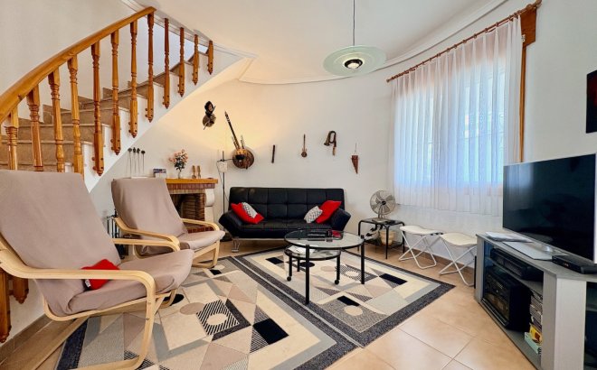 Resale - Villa -
Rojales - Inland